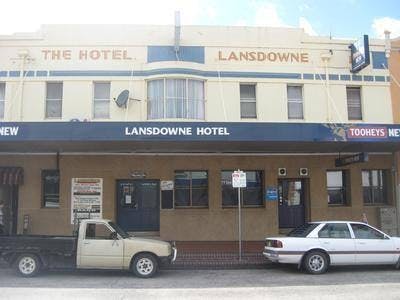 Lansdowne Hotel - Great Ocean Road Restaurant 0