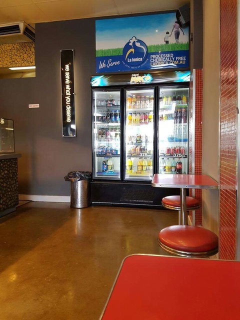 Mr Chook - Great Ocean Road Restaurant 0