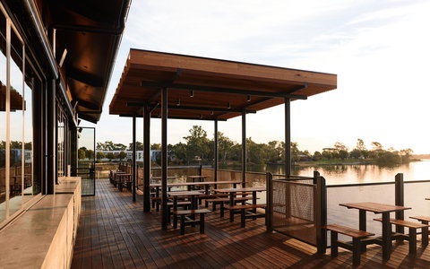 Nagambie Brewery And Distillery - Great Ocean Road Restaurant 1