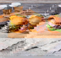 Robin Hood Hotel - Great Ocean Road Restaurant