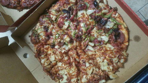 Hilltop Pizzeria - Great Ocean Road Restaurant 0