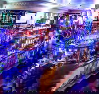 The Clarendon Hotel Bar - Great Ocean Road Restaurant