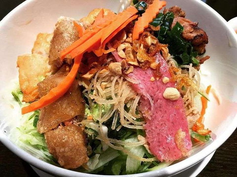 Sinh Phu - Great Ocean Road Restaurant 0