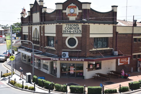 Thom, Dick And Harrys - Great Ocean Road Restaurant 0