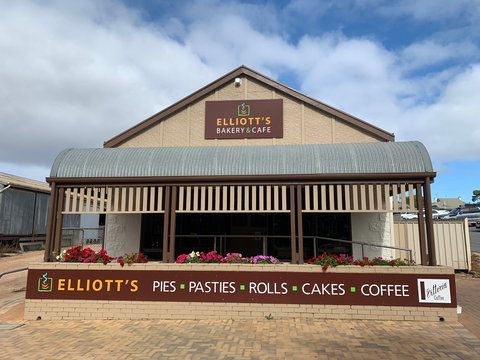 Elliott's Bakery & Cafe - Great Ocean Road Restaurant 0