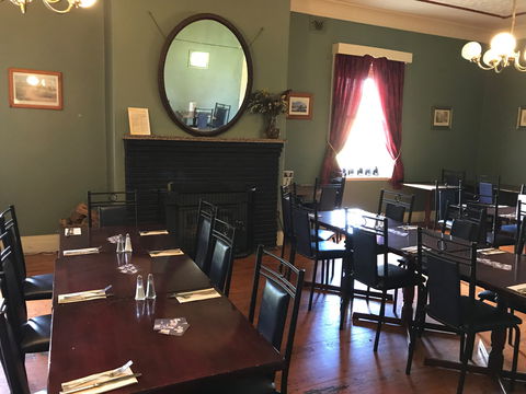 Taralga Hotel Bistro - Great Ocean Road Restaurant 1