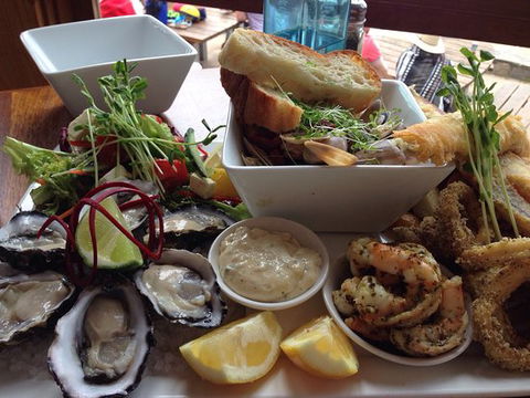 The Flying Fish Cafe - Great Ocean Road Restaurant 0