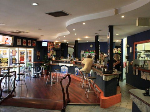 Humpty Doo Tavern - Great Ocean Road Restaurant 2