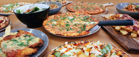 AAA Pizza - Great Ocean Road Restaurant 0