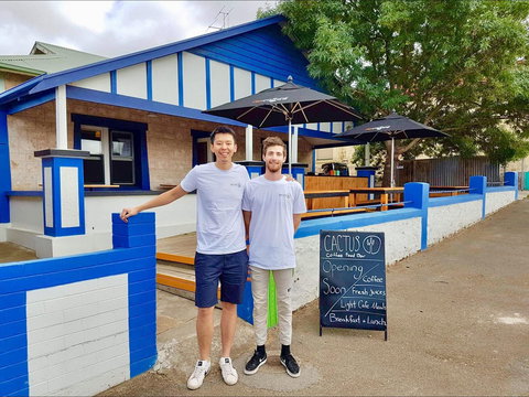 Cactus Kangaroo Island - Great Ocean Road Restaurant 1