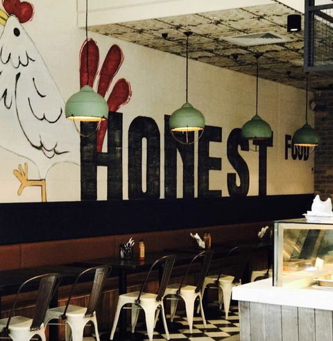 The Honest Chicken - Great Ocean Road Restaurant 0