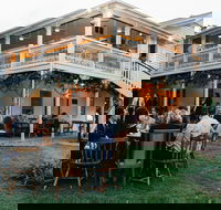 Mavis's Kitchen and Cabins - Great Ocean Road Restaurant