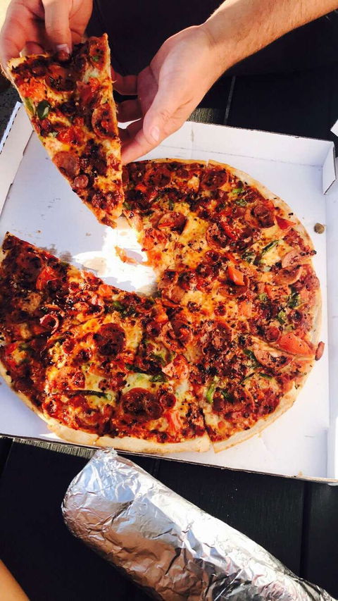 Trigg Pizza - North Beach - Great Ocean Road Restaurant 0