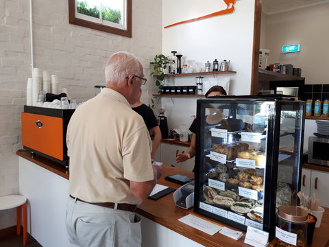 Dusty Road Coffee Roasters - Great Ocean Road Restaurant 1