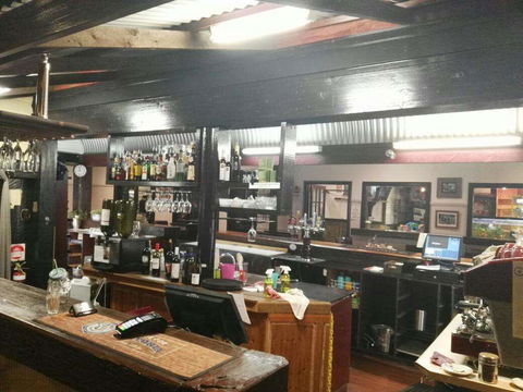 Kinglake Pub - Great Ocean Road Restaurant 0