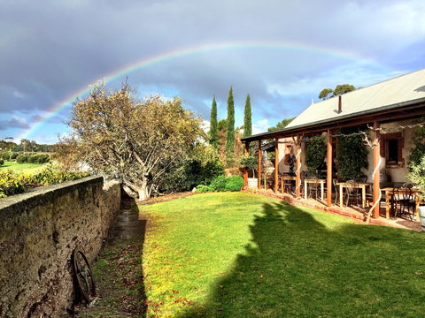 Samuel's Gorge Winery - Great Ocean Road Restaurant 1