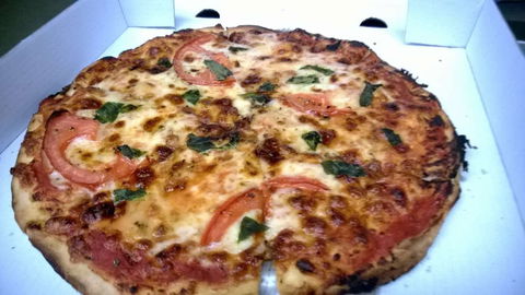 Angelino Pizzeria - Great Ocean Road Restaurant 0