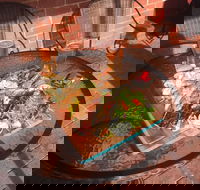 Dwellingup Hotel - Great Ocean Road Restaurant