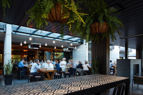 Ostani Lounge, Bar & Restaurant - Great Ocean Road Restaurant 1