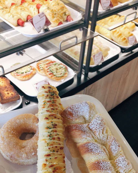 85 Degrees Bakery & Cafe - Cabramatta - Great Ocean Road Restaurant 0