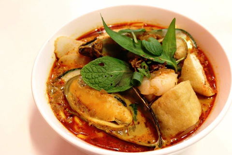 Danny's Kopitiam - Great Ocean Road Restaurant 0