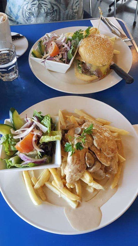 Lazy Moe's - Oakleigh - Great Ocean Road Restaurant 0