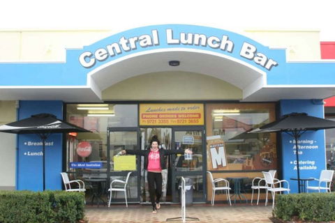 Central Lunch Bar - Great Ocean Road Restaurant 0