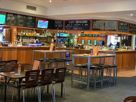 Hibernian Hotel - Great Ocean Road Restaurant 1
