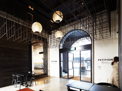 Petition Kitchen - Great Ocean Road Restaurant 0