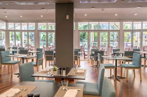 Poolside Restaurant And Bar - Great Ocean Road Restaurant 2