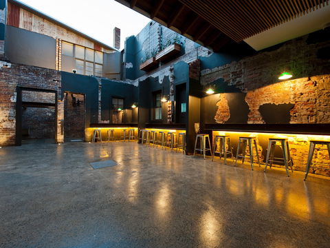Royal Hotel Queanbeyan - Great Ocean Road Restaurant 1
