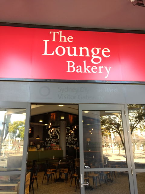 The Lounge Bakery - Great Ocean Road Restaurant 0