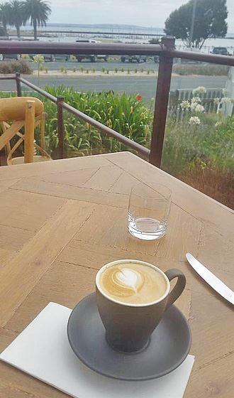 Clock By The Bay - Great Ocean Road Restaurant 5