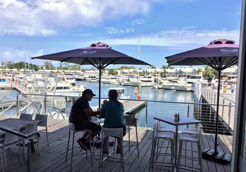 Anchor Buoy Cafe & Bar - Great Ocean Road Restaurant 11