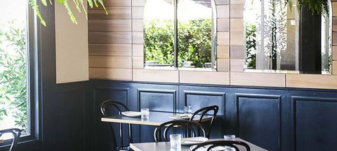 Tipsy Bull - Great Ocean Road Restaurant 3