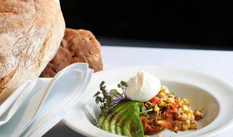 Bunkers Beach House - Great Ocean Road Restaurant 6