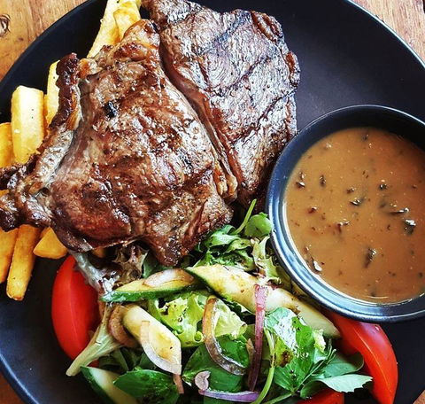 Cauliflower Hotel - Great Ocean Road Restaurant 14