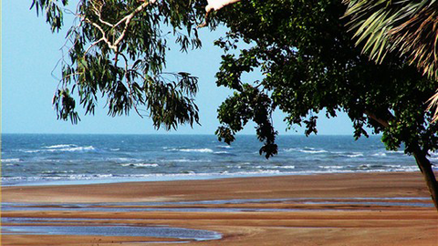 Beachfront Hotel - Great Ocean Road Restaurant 3