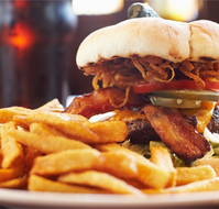 Karama Plaza Tavern - Great Ocean Road Restaurant