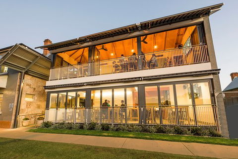 Oriental Hotel - Great Ocean Road Restaurant 0