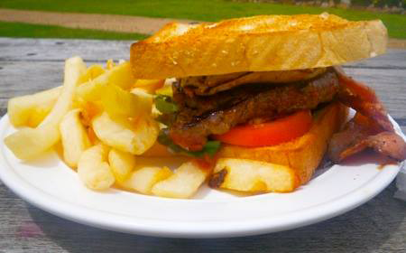 Maleny Hotel - Great Ocean Road Restaurant 2