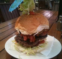 Dingo Beach Hotel - Great Ocean Road Restaurant