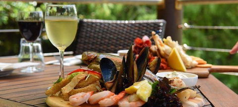 Jakkajan's - Great Ocean Road Restaurant 0