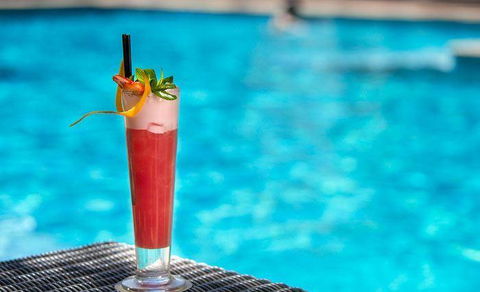 The Deck Poolside Bar & Restaurant - Great Ocean Road Restaurant 9