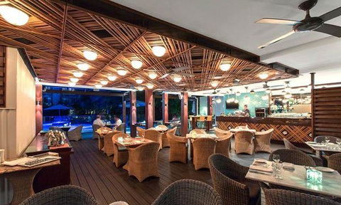 The Deck Poolside Bar & Restaurant - Great Ocean Road Restaurant 3