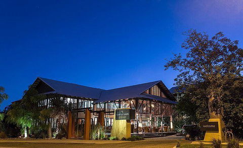 The Deck Poolside Bar & Restaurant - Great Ocean Road Restaurant 5