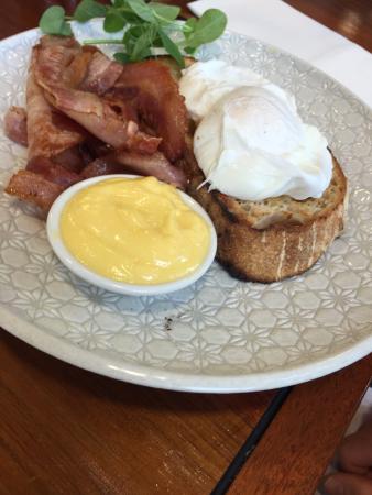 Hurricanes Cafe - Great Ocean Road Restaurant 0