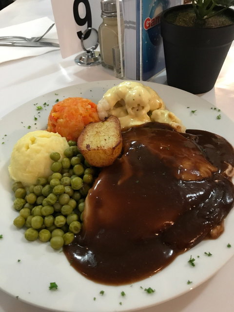 Blenheim Inn Hotel - Great Ocean Road Restaurant 4