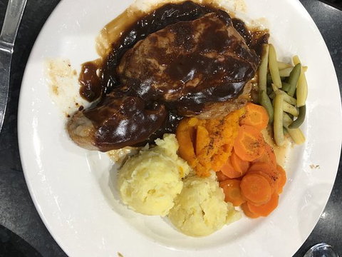 Lords Hotel Bistro - Great Ocean Road Restaurant 0