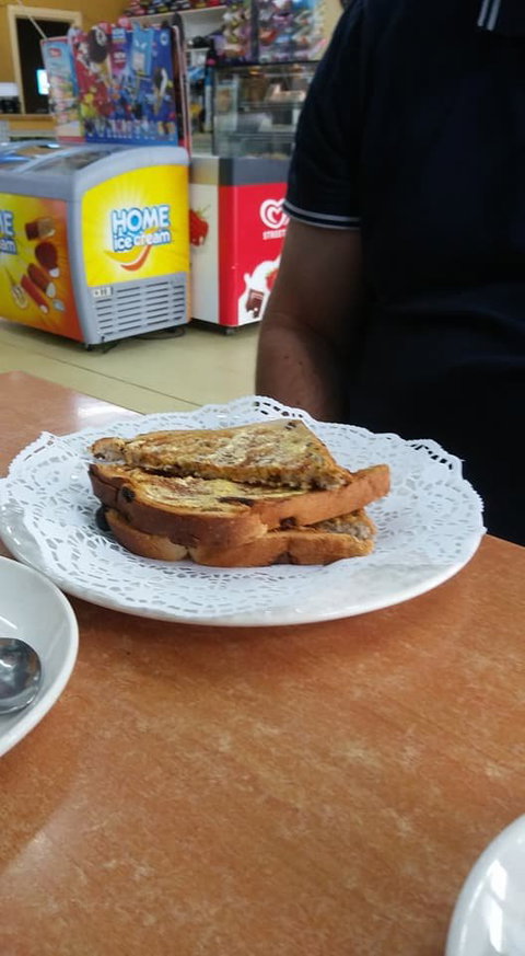 Noah's Coffee Lounge & Takeaway - Great Ocean Road Restaurant 1